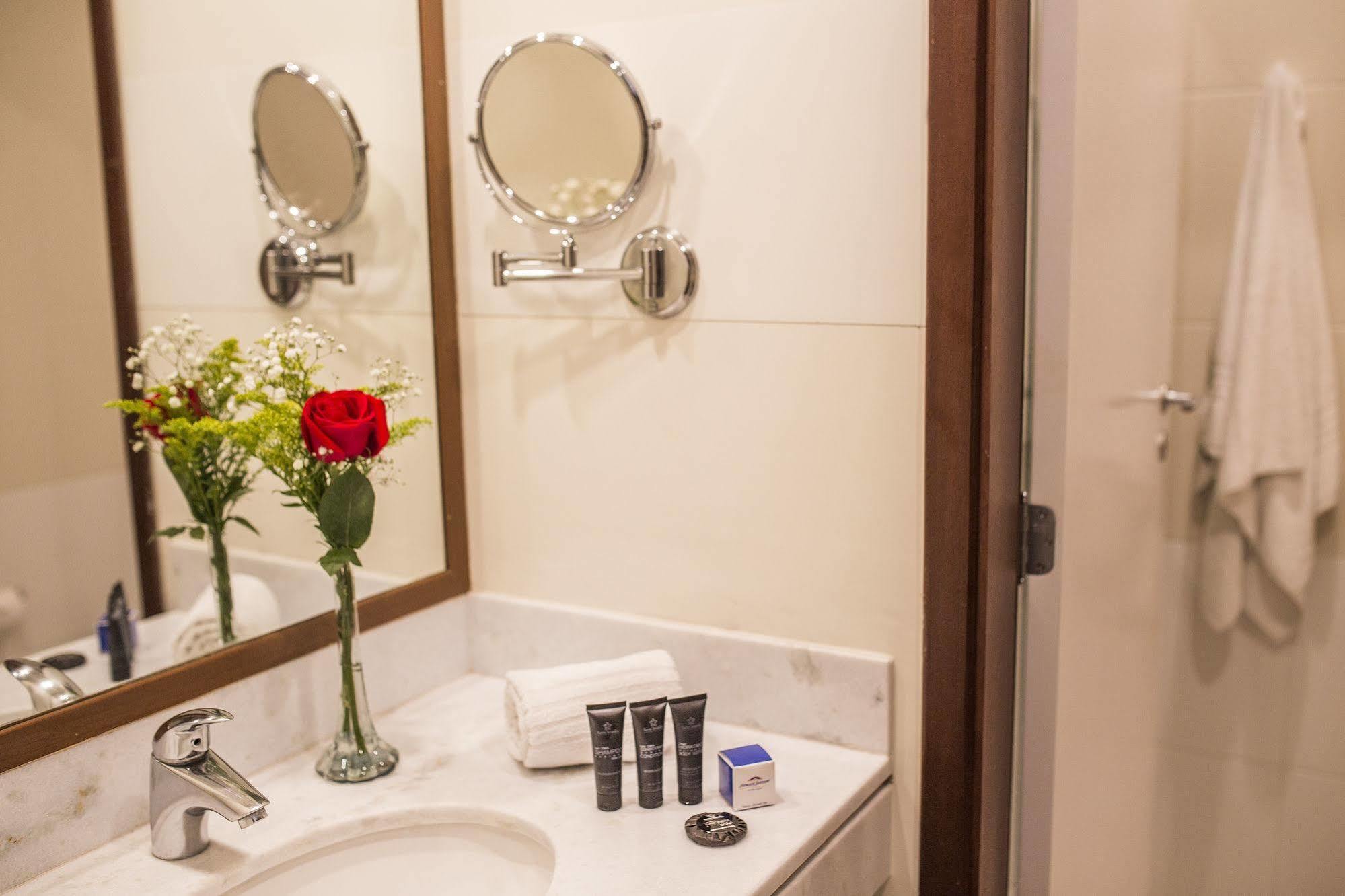 Astron Hotel Bauru By Nobile エクステリア 写真
